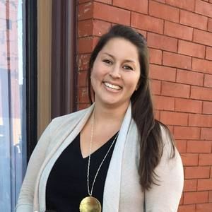 Meet your Posher, Jennifer